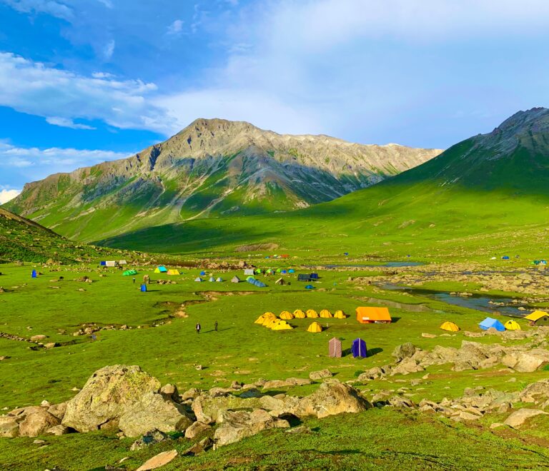 Kashmir Great Lakes Trek 7 Days 6 Nights Package