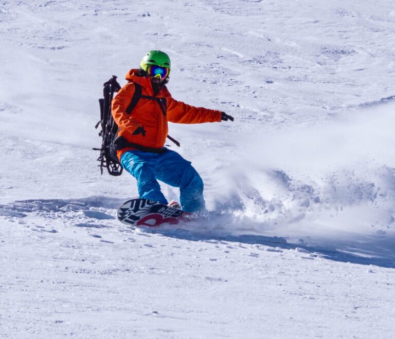 Snowboarding 7 Days 6 Nights Package